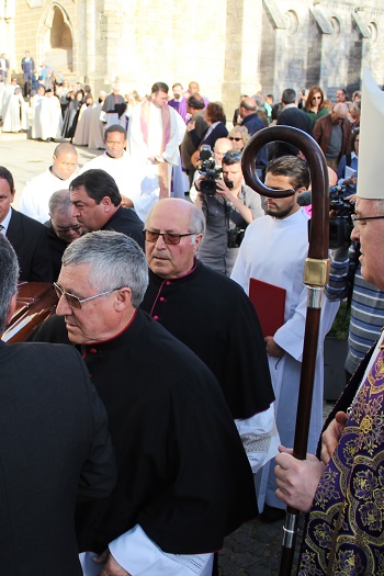 Missa Exequial: Arquidiocese de Évora despede-se de D. Maurílio de Gouveia