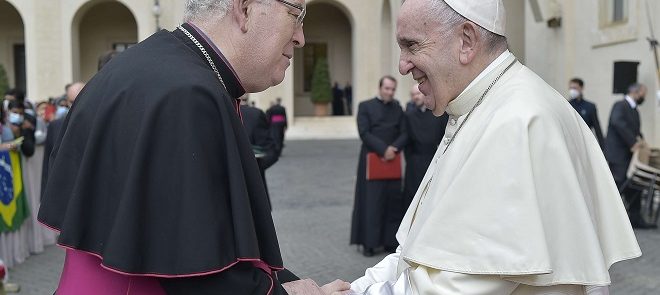 Arcebispo de Évora encontra-se com o Papa