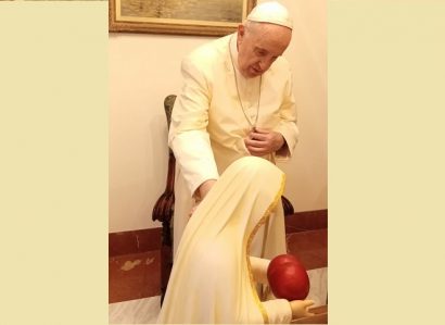 Senhora do Coração Orante visita lugar do atentado ao Papa João Paulo II
