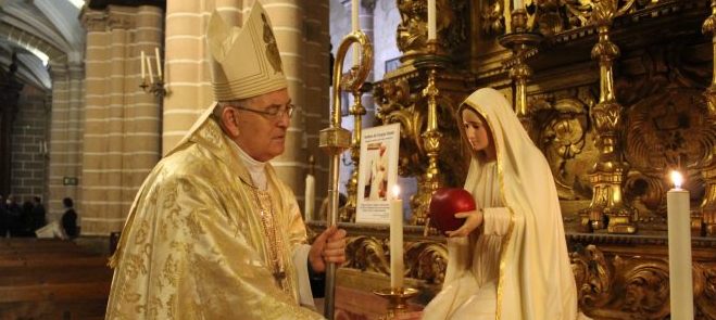 N. ª Sr.ª do Coração Orante apresentada à Arquidiocese de Évora