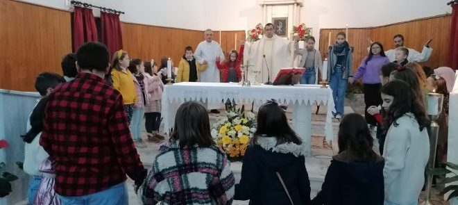 Paróquia da Boa Fé, em Elvas, celebra Solenidade de Cristo Rei congregando as crianças da catequese