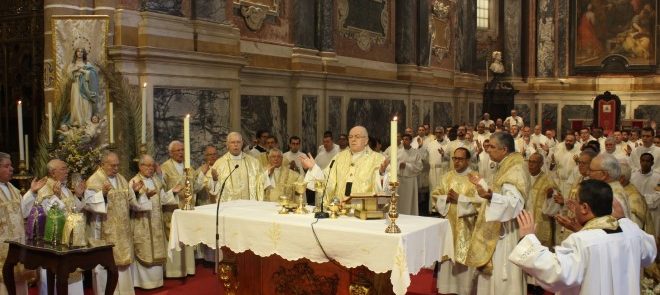 6 de abril, Quinta-feira Santa: Missa Crismal celebrada na Sé Metropolitana de Évora
